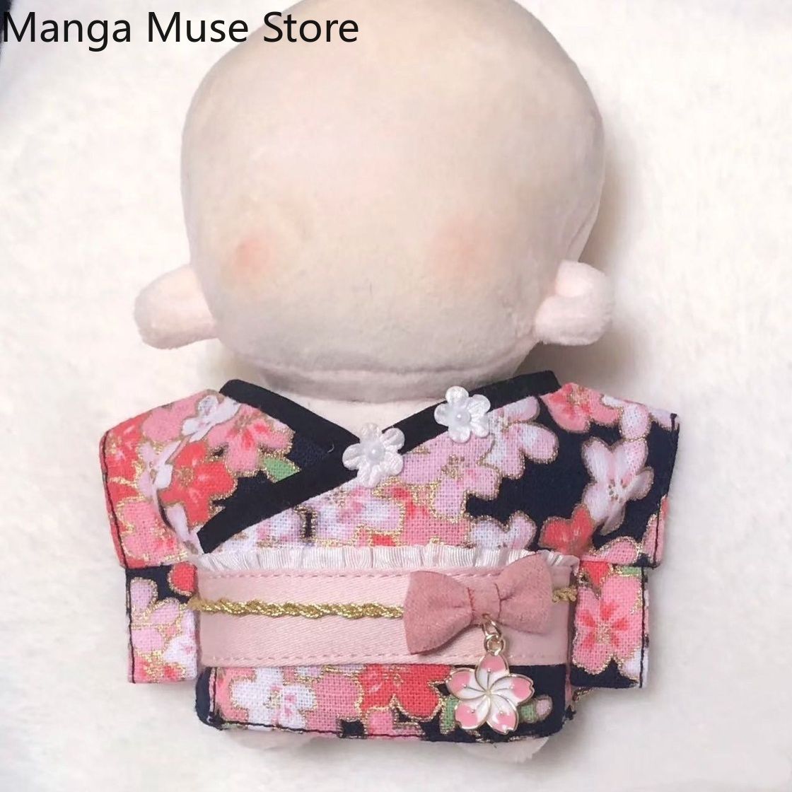 Japanese Lifestyle - Japanese-Style Kimono Look Doll Clothes Change