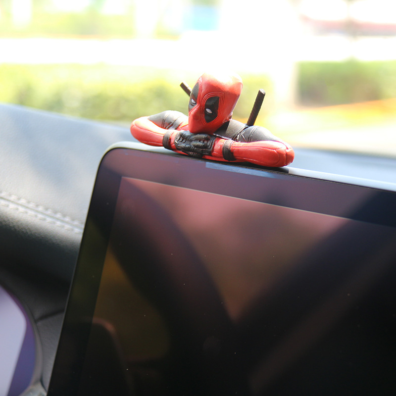 Desk Decoration Deadpool Car H - Japan Lifestyle ulasan dan harga