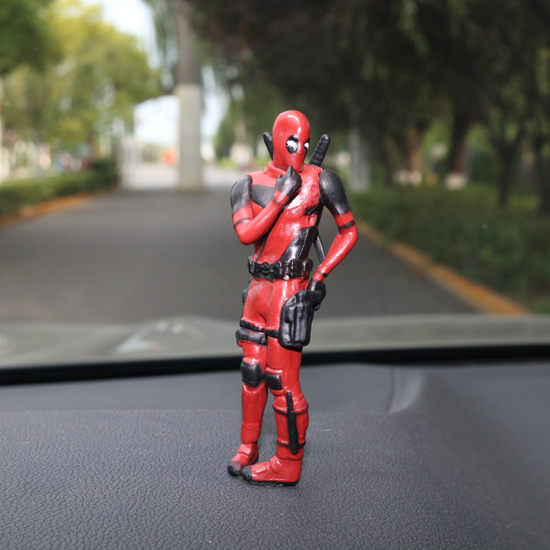 Desk Decoration Deadpool Car H - Japan Lifestyle ulasan dan harga