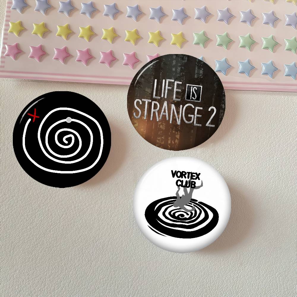Anime Button Pin Handmade Broo - Japan Lifestyle ulasan dan harga