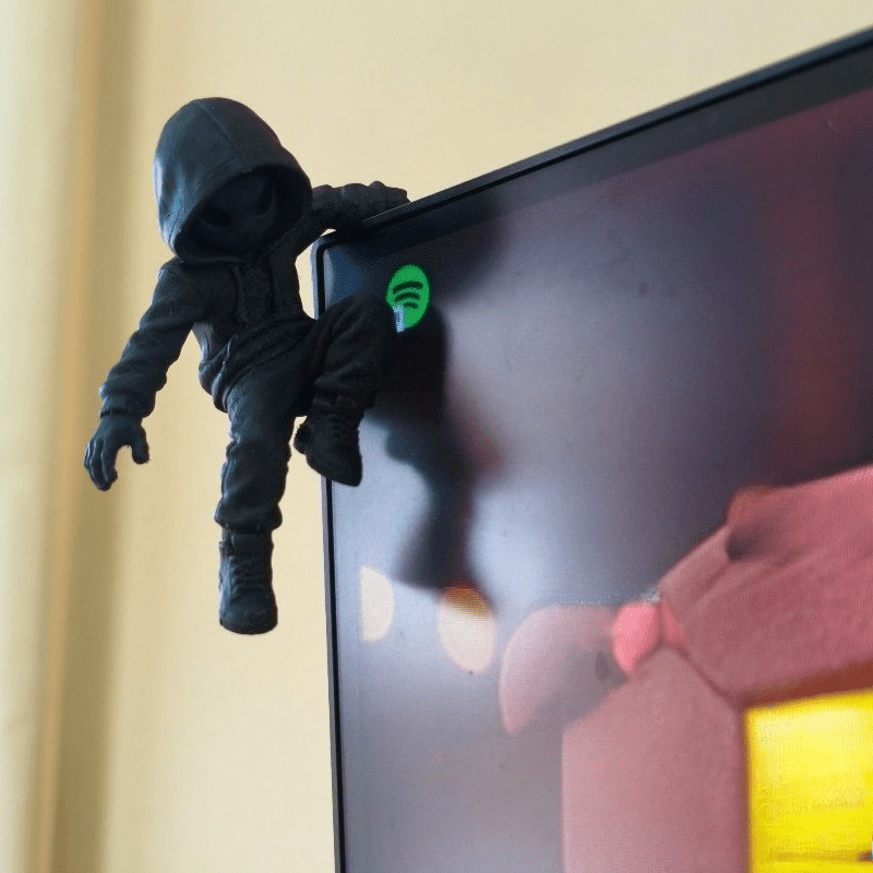 Climb Hoodie Alien Mini Statue - Japan Lifestyle ulasan dan harga